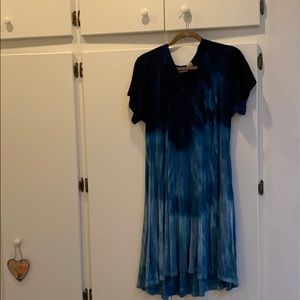 Blue and light blue tie dye